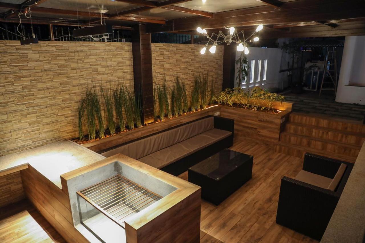 Aqua Villa Luxury Home Stay Lonavala Eksteriør bilde